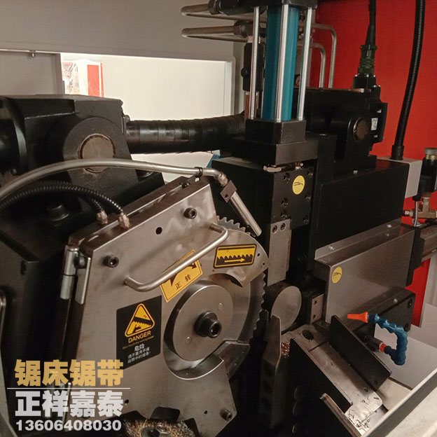 圓鋸機細(xì)節(jié)